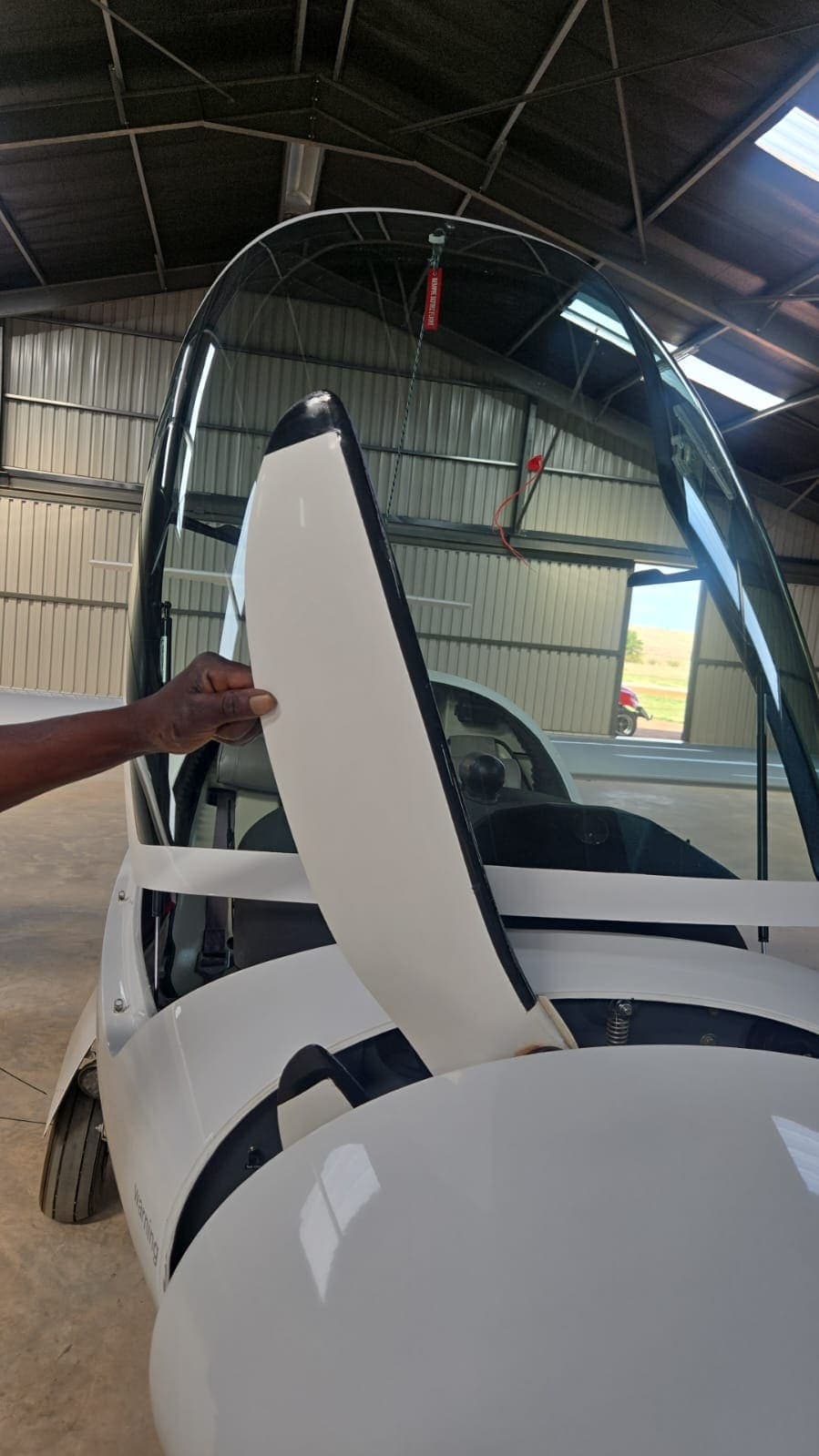 Nose of the Stemme S12 with the propeller, in the hangar